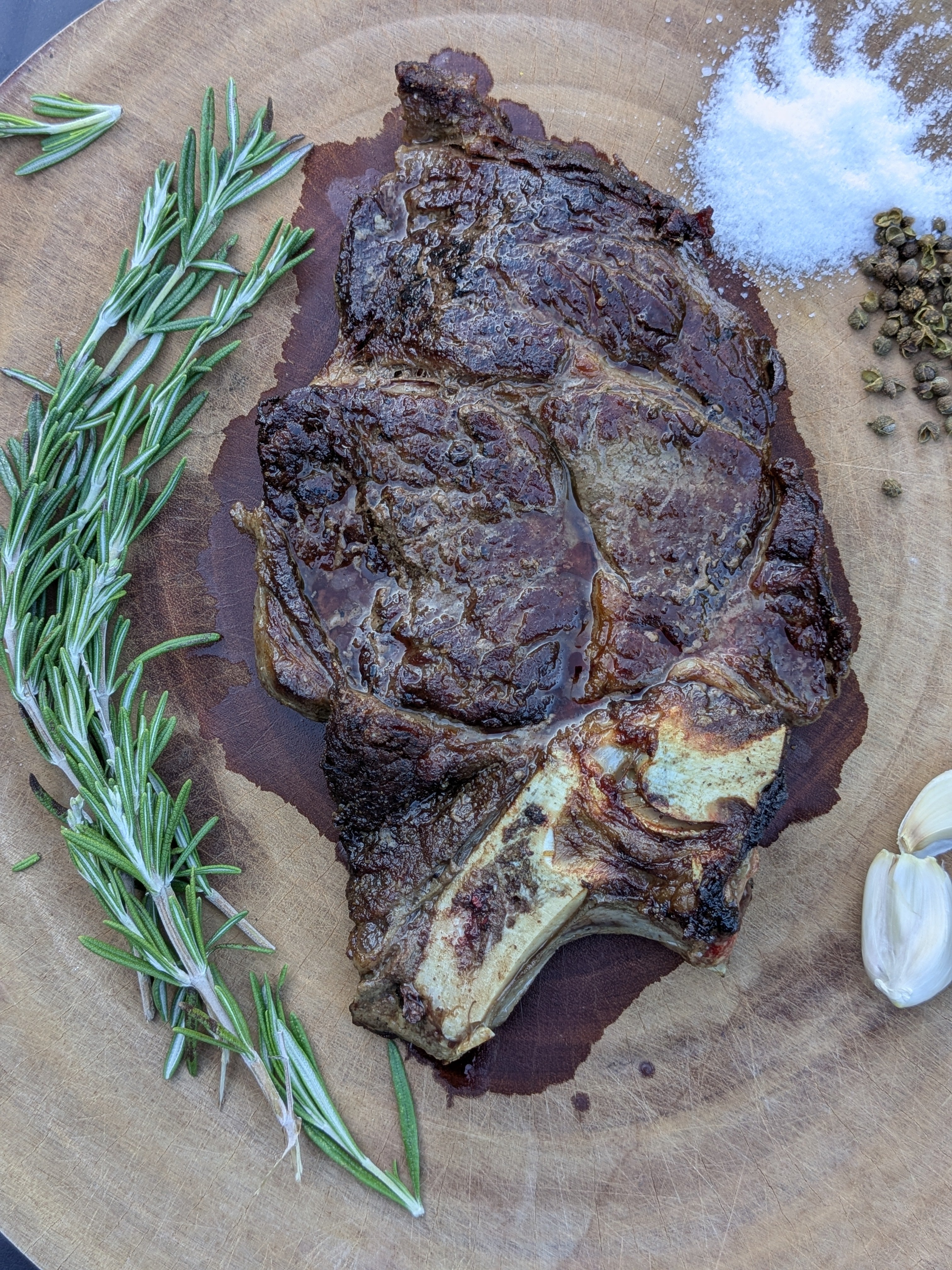Ribeye (bone-in)